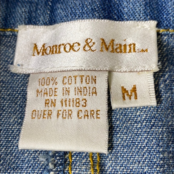 BOHO ARTSY Lacey Appliqué Roses Jean Skirt - Picture 6 of 7